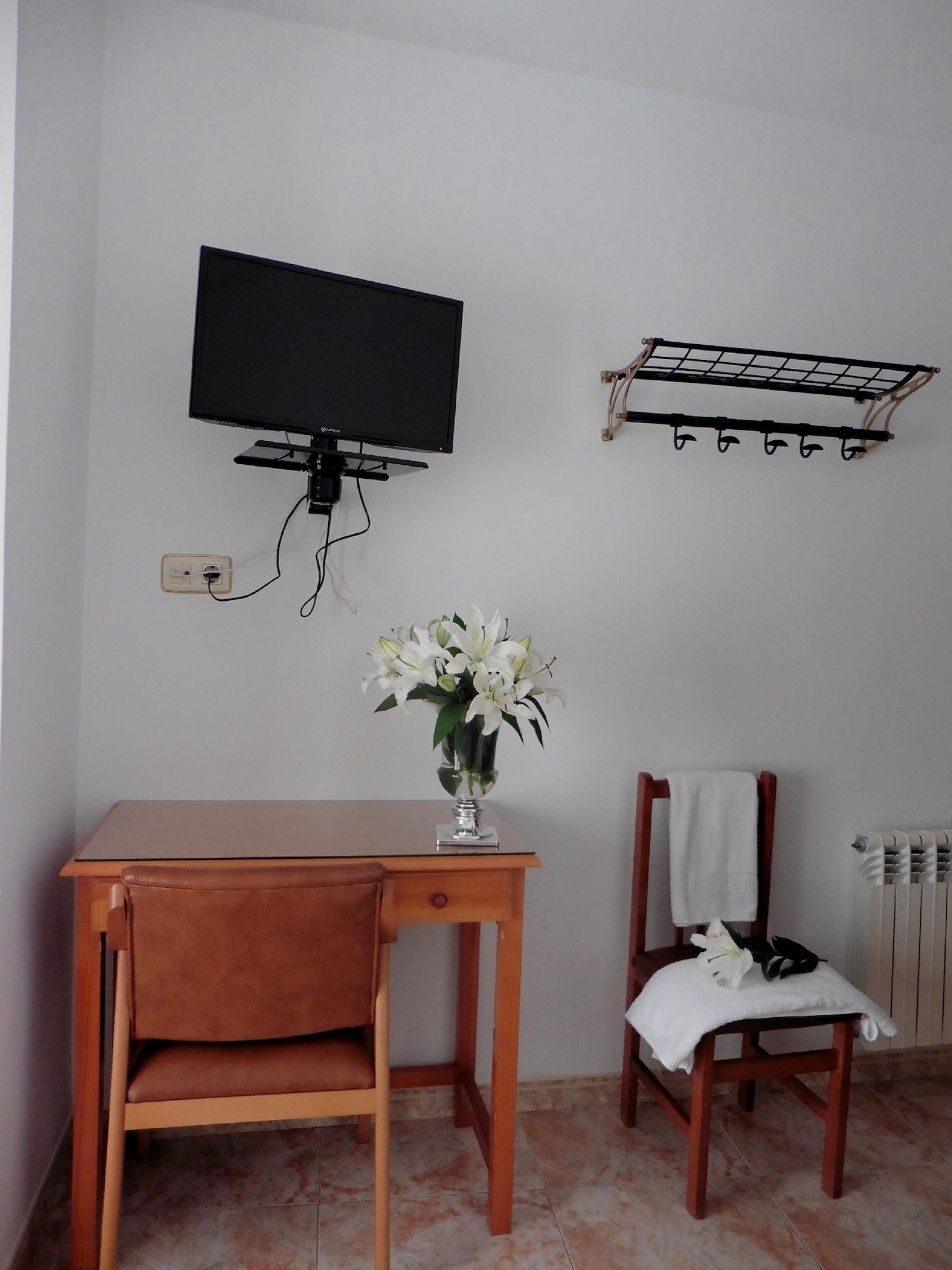 Hostal Rural Montual Los Banos  Екстер'єр фото