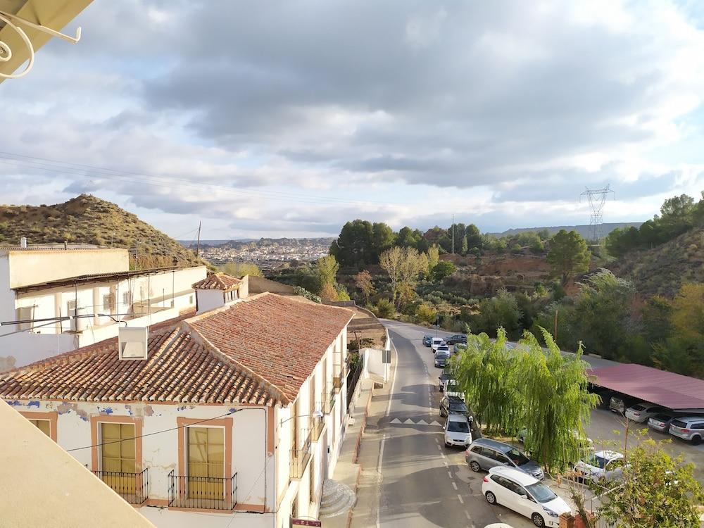 Hostal Rural Montual Los Banos  Екстер'єр фото