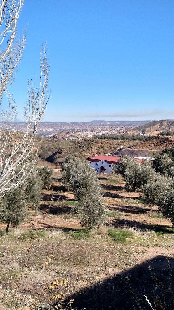 Hostal Rural Montual Los Banos  Екстер'єр фото