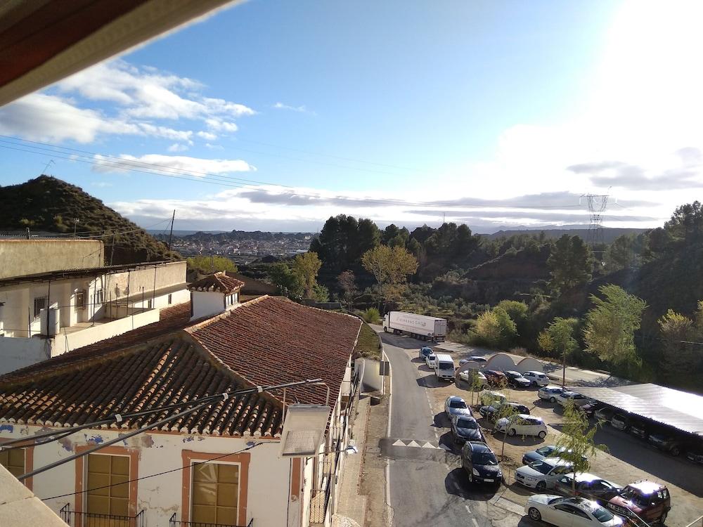 Hostal Rural Montual Los Banos  Екстер'єр фото