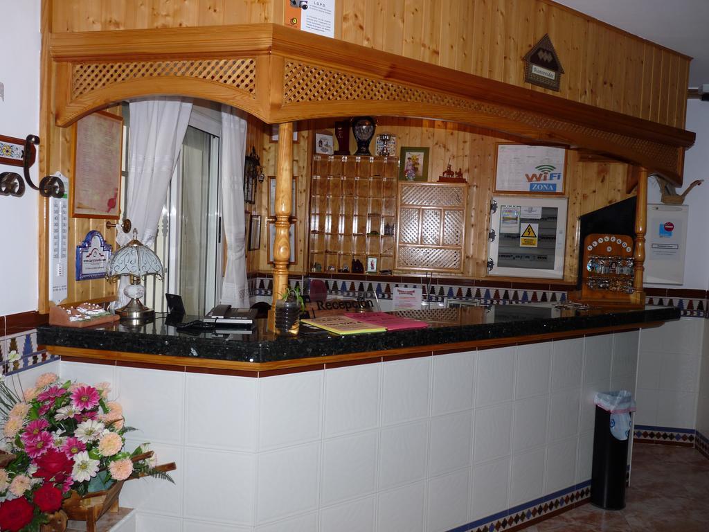 Hostal Rural Montual Los Banos  Екстер'єр фото