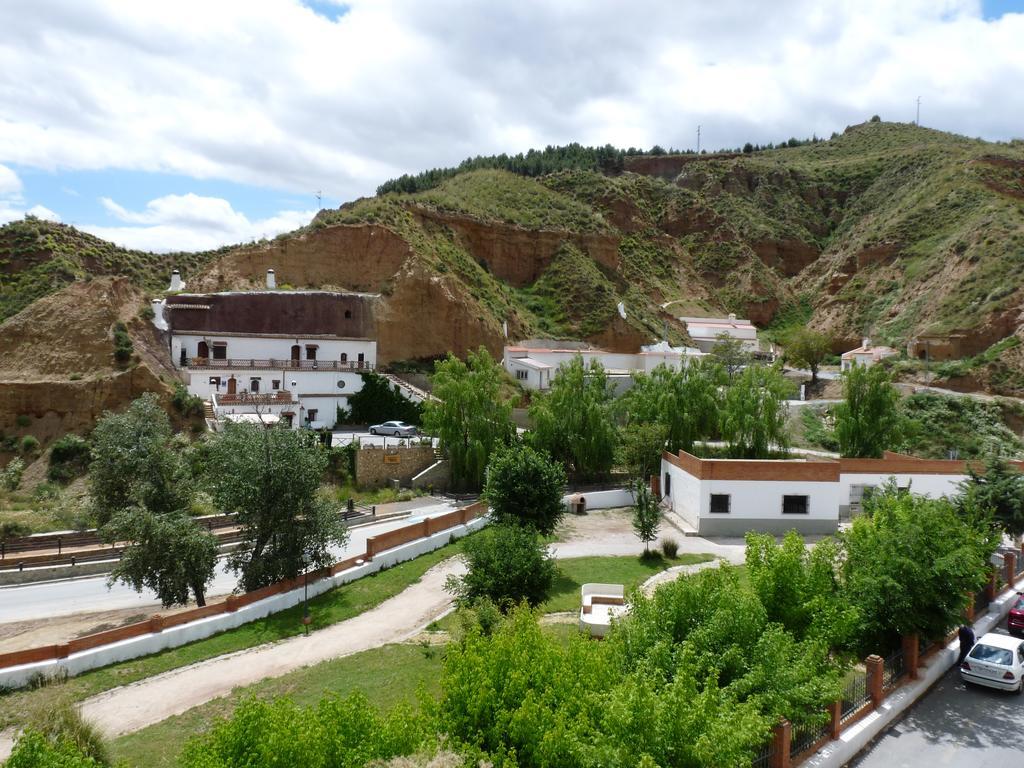 Hostal Rural Montual Los Banos  Екстер'єр фото