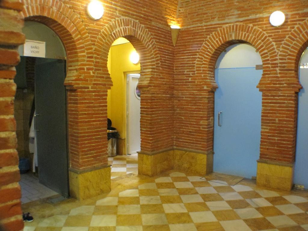 Hostal Rural Montual Los Banos  Екстер'єр фото