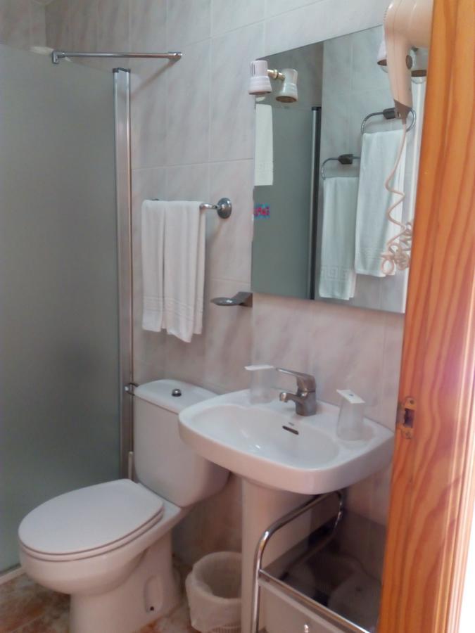 Hostal Rural Montual Los Banos  Екстер'єр фото