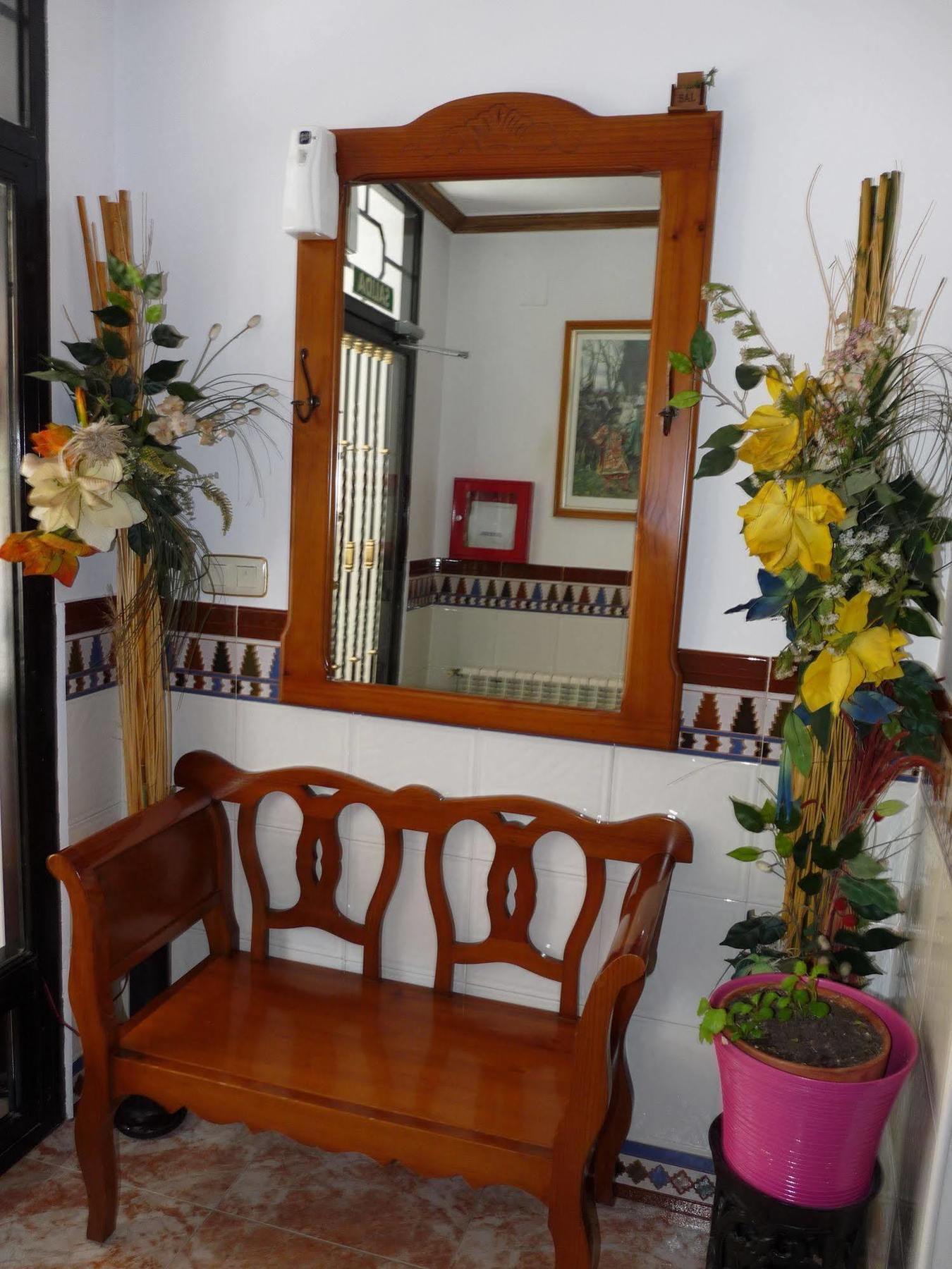 Hostal Rural Montual Los Banos  Екстер'єр фото