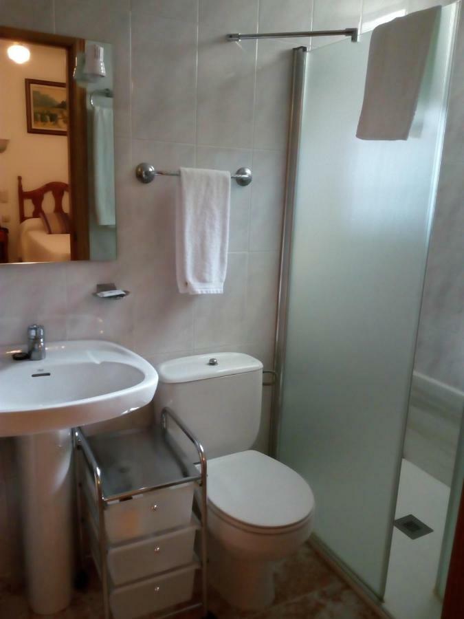 Hostal Rural Montual Los Banos  Екстер'єр фото